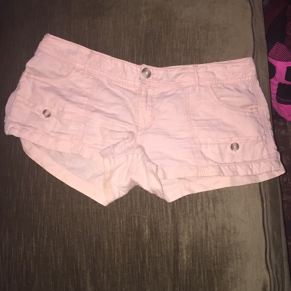 American Eagle Outfitters Pants - Peachy pink American Eagle 🦅 shorts